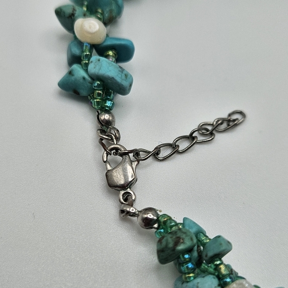 VINTAGE Turquoise and Pearl Braided Three Strand Necklace - Picture 5 of 6